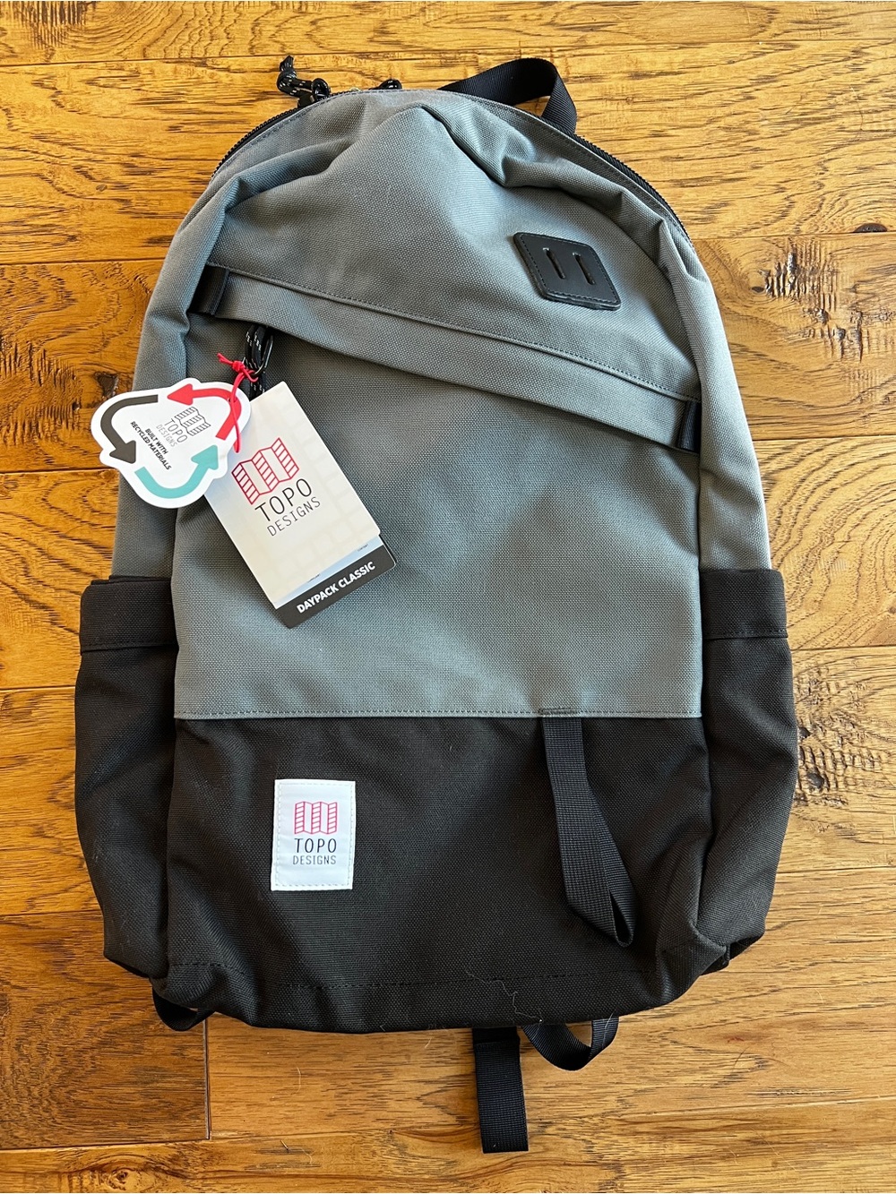 NWT Topo Designs Daypack Classic 20L 
Charcoal/Black
